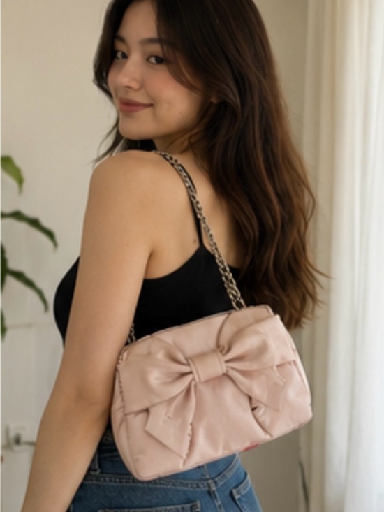 Valentino Garavani Handbags - Authentic Valentino Garavani
Bow Accent Crossbody Bag in Blush Pink